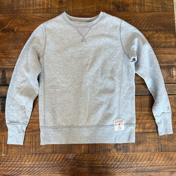 Champion Tops - Champion Gray Crewneck Sweater Soft Cotton Blend